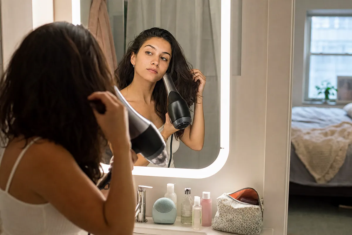 routine-focused beauty shoppers considering organized makeup bag in an everyday setting
